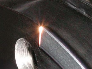 Prozess des Laserstrahlhärtens Foto: Fraunhofer IWS Dresden