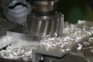 Bei der Zerspanung bieten Magnesiumlegierungen sowohl in Trocken- als auch Nassbearbeitung verschiedene Vorteile. Dazu zählen die geringen, erforderlichen Schnittkräfte. Bei der Zerspanung bieten Magnesiumlegierungen sowohl in Trocken- als auch Nassbearbeitung verschiedene Vorteile. Dazu zählen die geringen, erforderlichen Schnittkräfte.